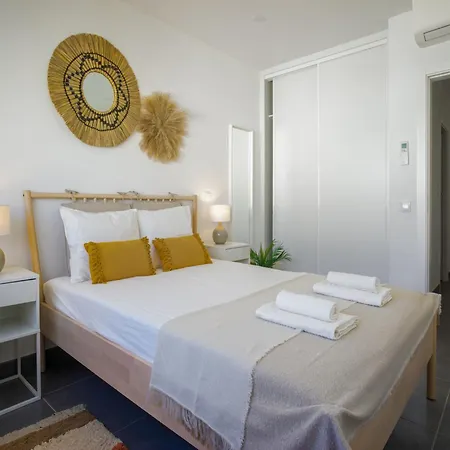 Akisol Gerbera アパート *